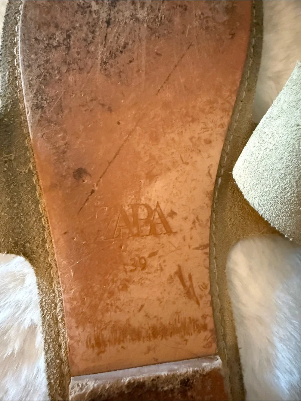 ZARA Light Beige Suede Slide Sandals with Suede Strap - Picture 3 of 3